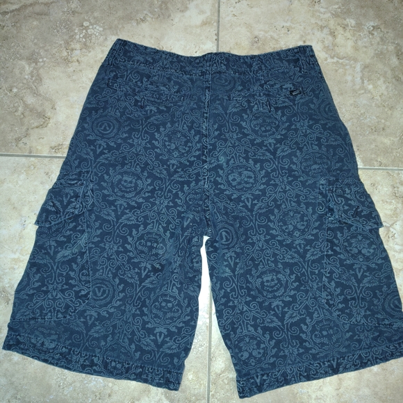 Vans Men's Blue Patterned Shorts Vintage Mint 10/10 Monogram Pattern - Picture 7 of 7